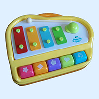 baby toy piano